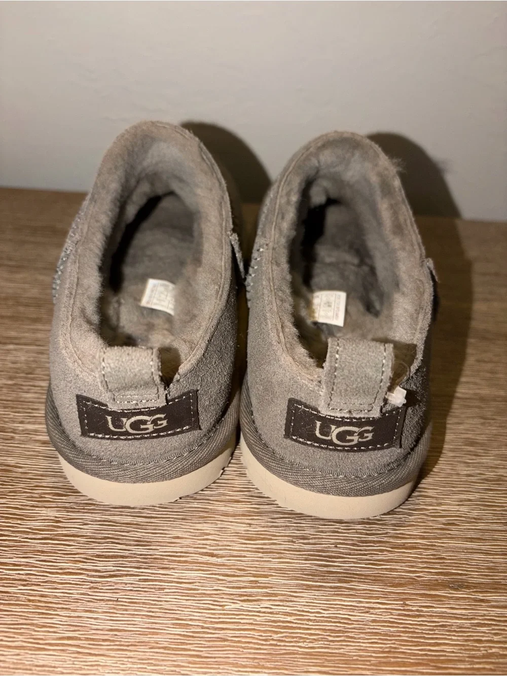 Ugg Kids classic micro Grey Suede Sheepskin Lined Slip-On Slippers shoes mules